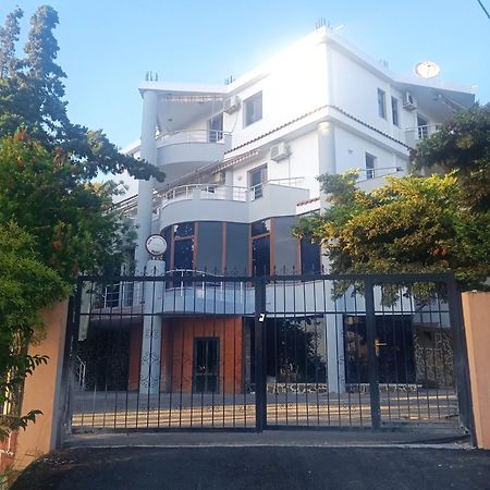 Hotel Moris Durrës Exterior foto