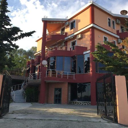Hotel Moris Durrës Exterior foto