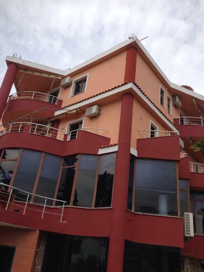 Hotel Moris Durrës Exterior foto